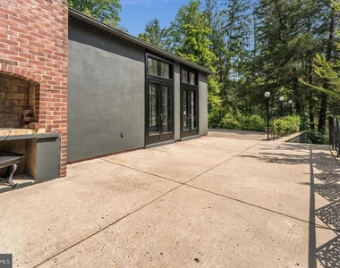 592 Province Line Road - Photo Thumbnail 39