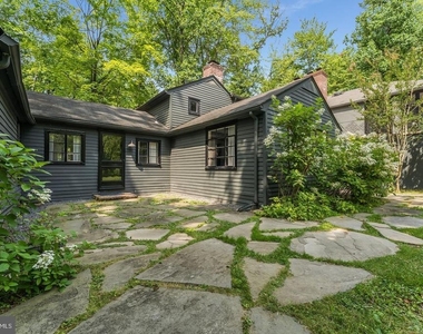 592 Province Line Road - Photo Thumbnail 41