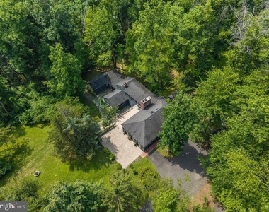 592 Province Line Road - Photo Thumbnail 44