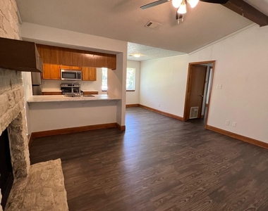 103 S Kaupo Dr - Photo Thumbnail 4