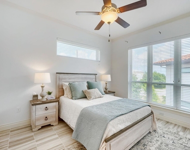 104 Bella Toscana Ave - Photo Thumbnail 9