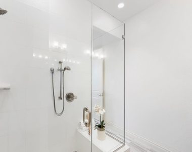 104 Bella Toscana Ave - Photo Thumbnail 14
