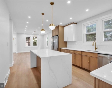 126 Kings Highway - Photo Thumbnail 11