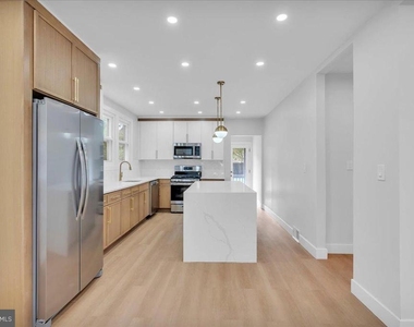 126 Kings Highway - Photo Thumbnail 7