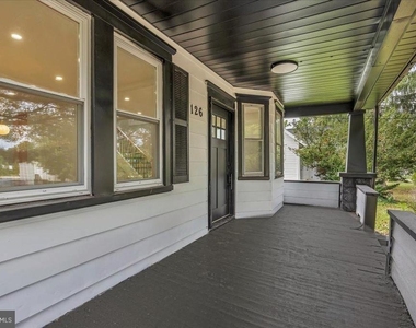 126 Kings Highway - Photo Thumbnail 1
