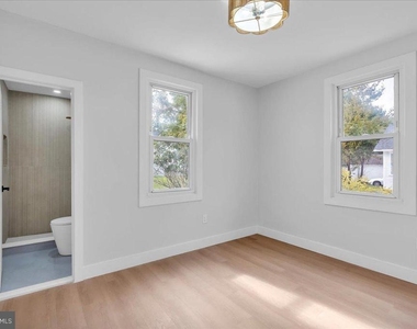 126 Kings Highway - Photo Thumbnail 13