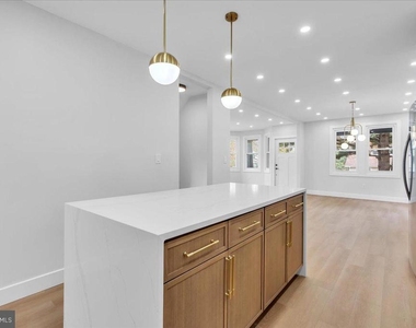 126 Kings Highway - Photo Thumbnail 10