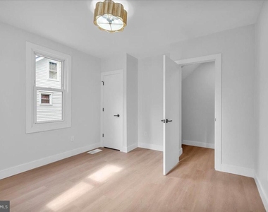 126 Kings Highway - Photo Thumbnail 16