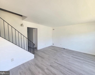 1 Acrux Court - Photo Thumbnail 6