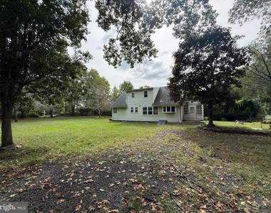 103 Watsontown New Freedom Road - Photo Thumbnail 24