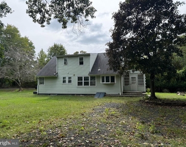 103 Watsontown New Freedom Road - Photo Thumbnail 3