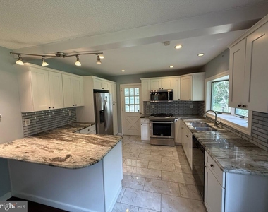 103 Watsontown New Freedom Road - Photo Thumbnail 4