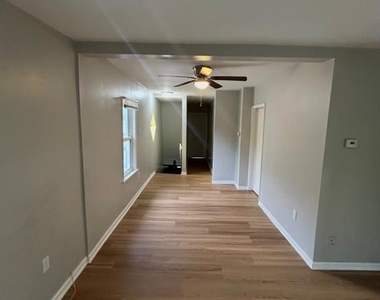 157 Clifton Avenue - Photo Thumbnail 4
