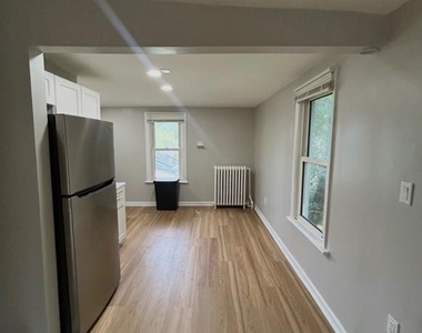 157 Clifton Avenue - Photo Thumbnail 5