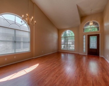 3514 Ruby Red Dr - Photo Thumbnail 1