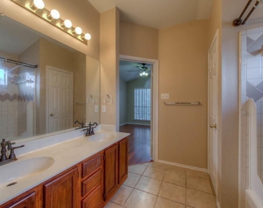 3514 Ruby Red Dr - Photo Thumbnail 14