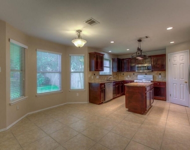 3514 Ruby Red Dr - Photo Thumbnail 6
