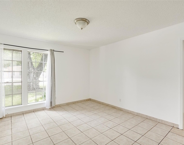9502 North Creek Dr - Photo Thumbnail 20