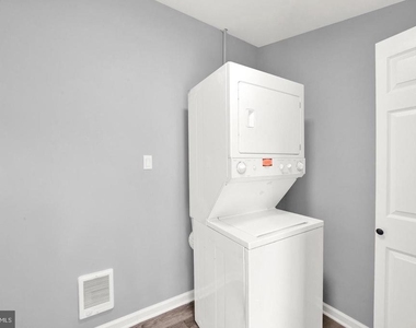 110 Crosswicks Street - Photo Thumbnail 20