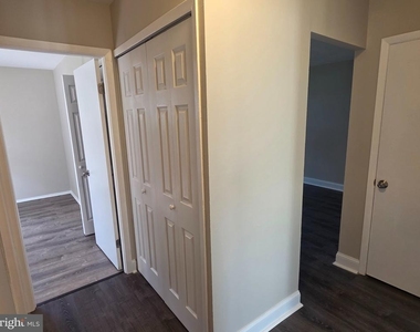 18 Roberts Place - Photo Thumbnail 8