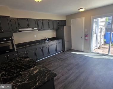18 Roberts Place - Photo Thumbnail 3
