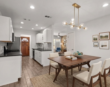 815 Orland Blvd - Photo Thumbnail 12