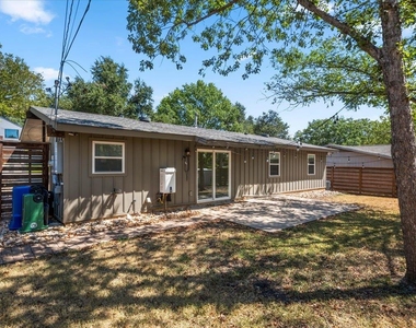 815 Orland Blvd - Photo Thumbnail 3