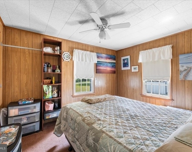 1400 Linden Drive - Photo Thumbnail 22