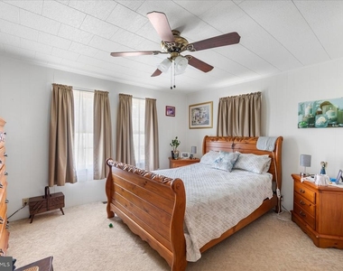 1400 Linden Drive - Photo Thumbnail 19