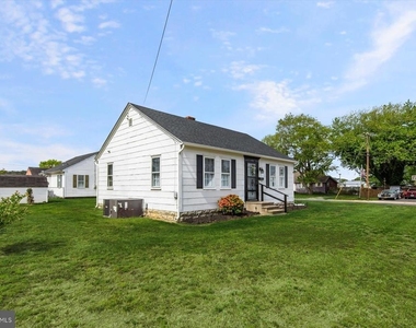 1400 Linden Drive - Photo Thumbnail 1