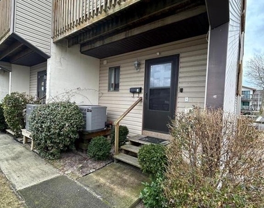 635 94th Street - Photo Thumbnail 12