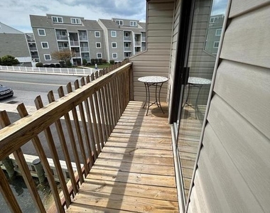 635 94th Street - Photo Thumbnail 7