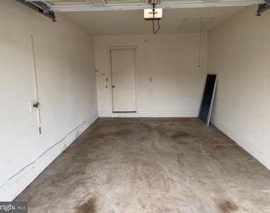 147 Sunflower Drive - Photo Thumbnail 3