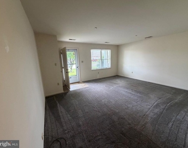 147 Sunflower Drive - Photo Thumbnail 1