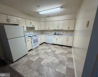 147 Sunflower Drive - Photo Thumbnail 4
