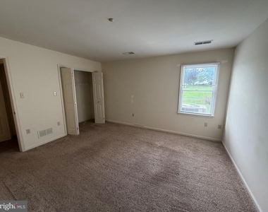 147 Sunflower Drive - Photo Thumbnail 7