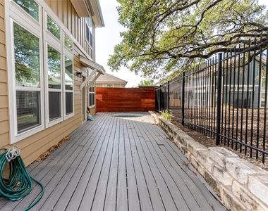 1400 Homespun Rd - Photo Thumbnail 26
