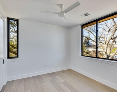 1804 Sylvan Dr - Photo Thumbnail 15