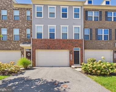 10004 Dorsey Lane - Photo Thumbnail 1