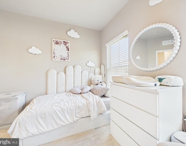 10004 Dorsey Lane - Photo Thumbnail 21