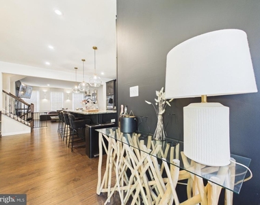10004 Dorsey Lane - Photo Thumbnail 13
