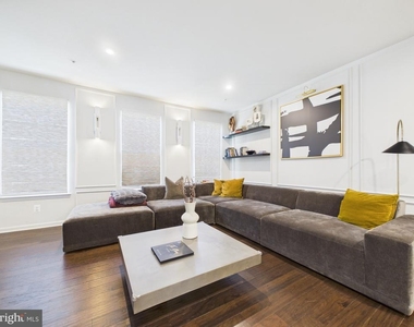 10004 Dorsey Lane - Photo Thumbnail 3