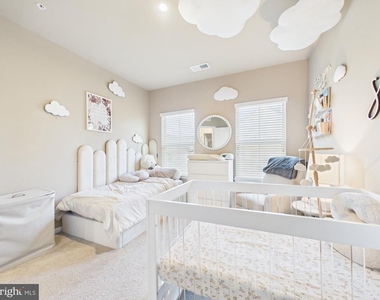 10004 Dorsey Lane - Photo Thumbnail 19