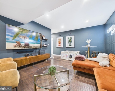 10004 Dorsey Lane - Photo Thumbnail 25