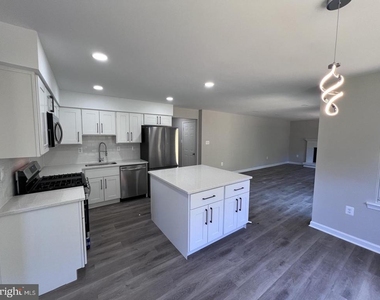 12200 Clear Creek Drive - Photo Thumbnail 30