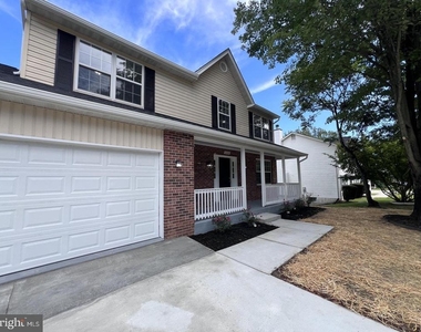 12200 Clear Creek Drive - Photo Thumbnail 4