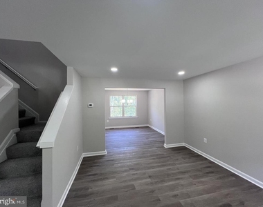 12200 Clear Creek Drive - Photo Thumbnail 24