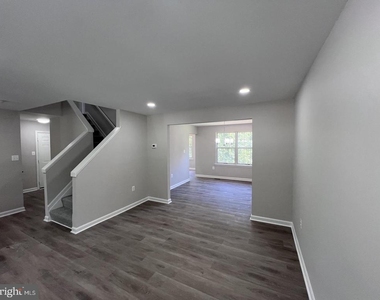 12200 Clear Creek Drive - Photo Thumbnail 25