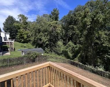 12200 Clear Creek Drive - Photo Thumbnail 18