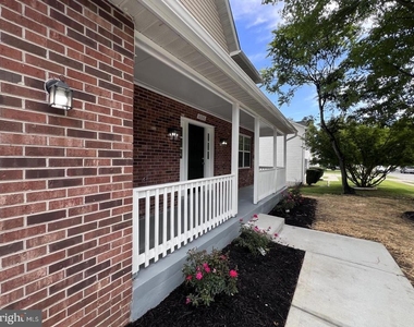 12200 Clear Creek Drive - Photo Thumbnail 5